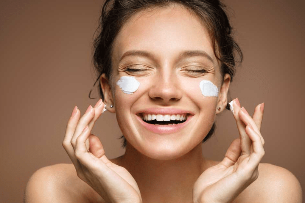 Dahara è una dolce scoperta, un viaggio che con delicatezza, attenzione, professionalità, competenza e scrupolosità ti condurrà nel regno della bellezza estetica e del benessere psico-fisico. Un regno che spalanca le porte del suo castello a chi ha voglia di farsi coccolare e di prendersi cura di sé, di concedersi qualche momento di relax, di farsi bella e di valorizzarsi.